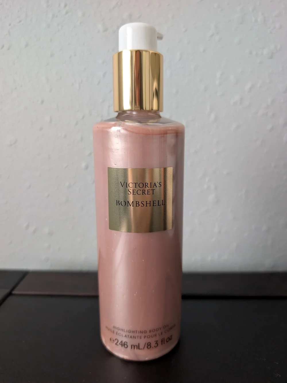 Victoria's Secret Bombshell Highlighting Body Oil